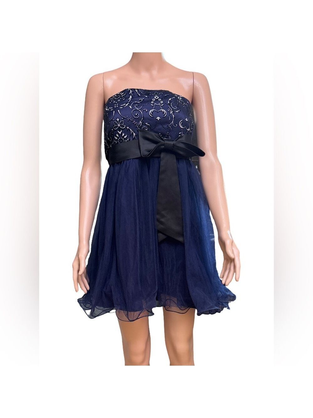 Elegant Navy Strapless Puffy Dress with Black Bow, Sequins and Tulle Overlay